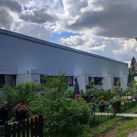 My Hillside With A Beautiful View, Next To The Bus Stop 아파트 로바니에미